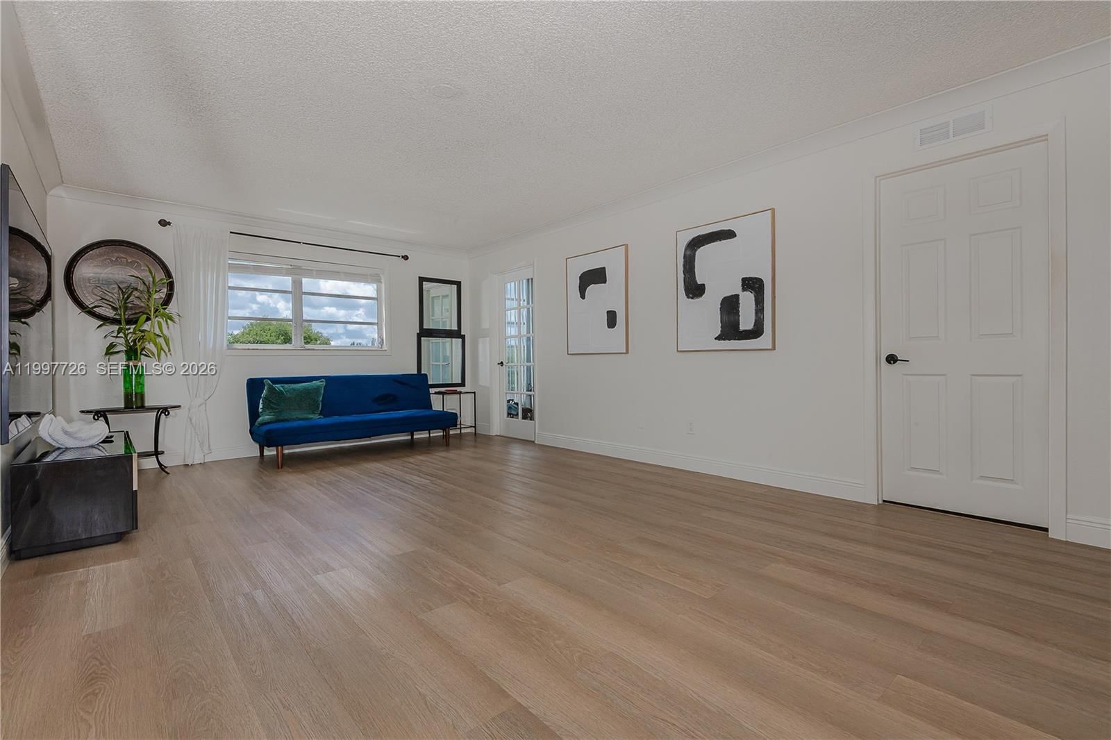 Real estate property located at 2500 81st Ave #304, Broward, Arrowhead Condo No V, Davie, FL