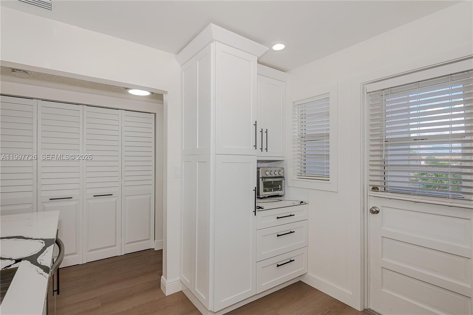 Real estate property located at 2500 81st Ave #304, Broward, Arrowhead Condo No V, Davie, FL