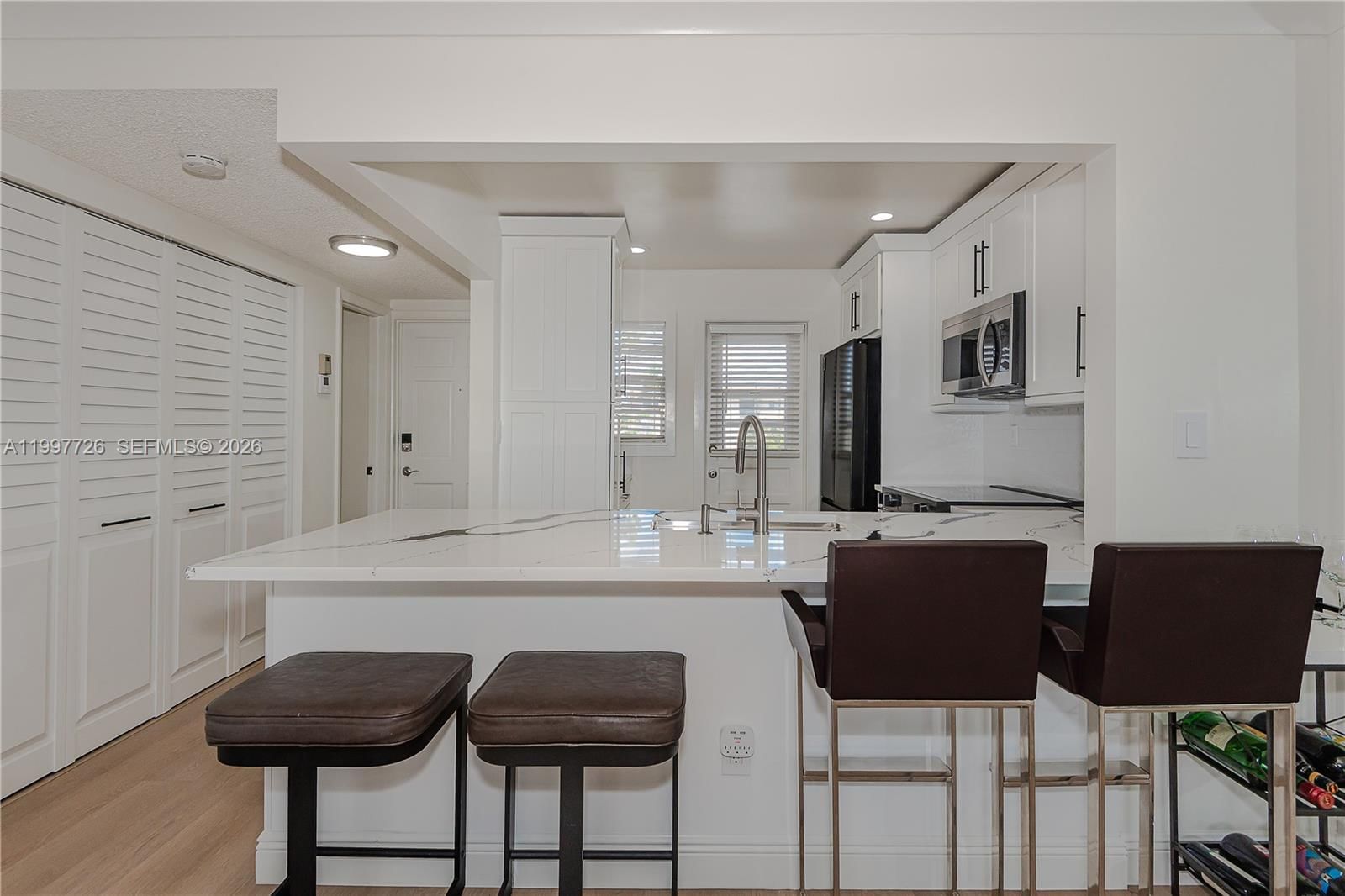 Real estate property located at 2500 81st Ave #304, Broward, Arrowhead Condo No V, Davie, FL