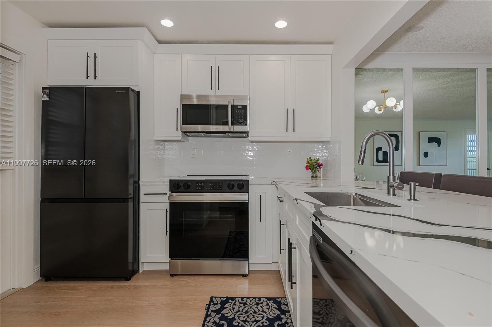 Real estate property located at 2500 81st Ave #304, Broward, Arrowhead Condo No V, Davie, FL