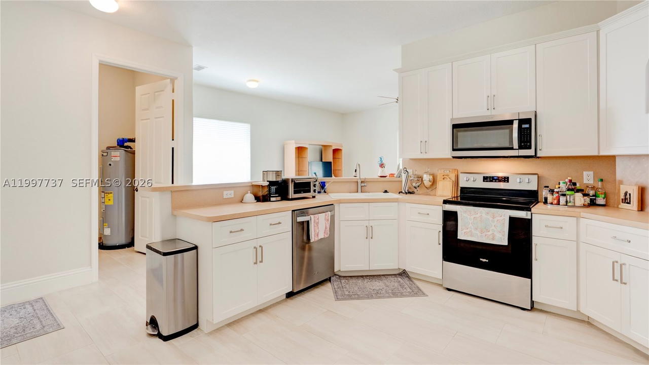 Real estate property located at 16252 42nd Ter, Miami-dade, Eden Lake Estates, Miami, FL