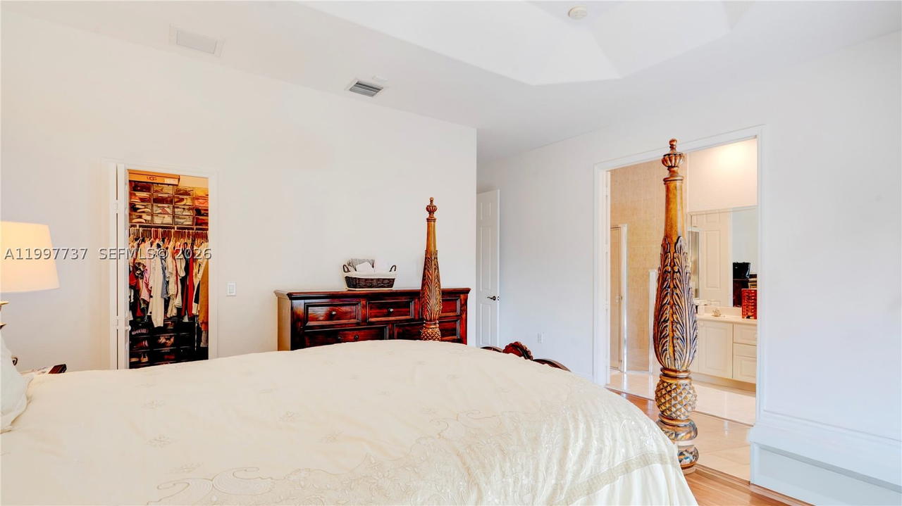 Real estate property located at 16252 42nd Ter, Miami-dade, Eden Lake Estates, Miami, FL