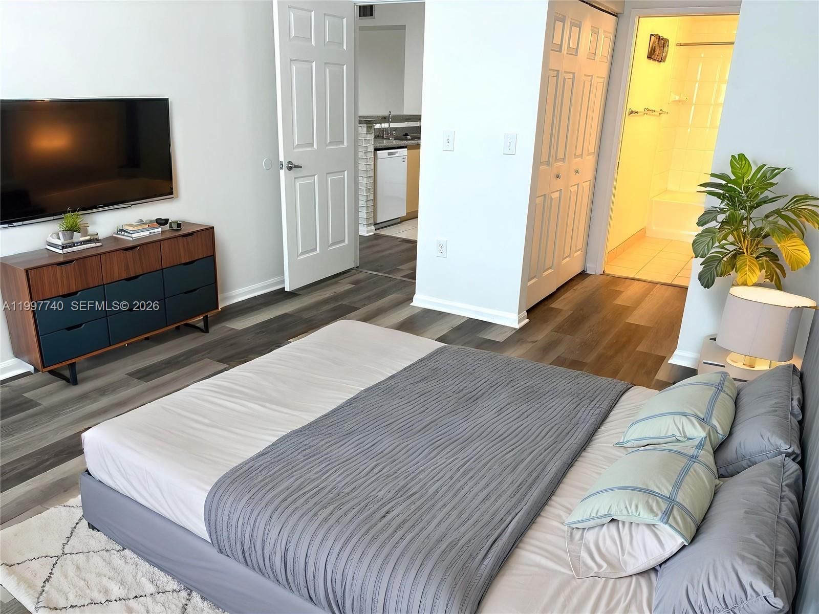 Real estate property located at 8050 Nob Hill Rd #105, Broward, El-ad Nob Hill Condo, Tamarac, FL