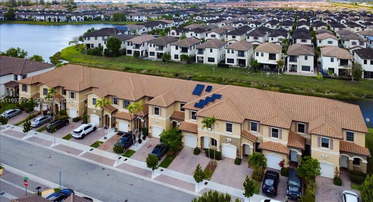 Real estate property located at 3335 94th Ter, Miami-dade, Bonterra, Hialeah, FL