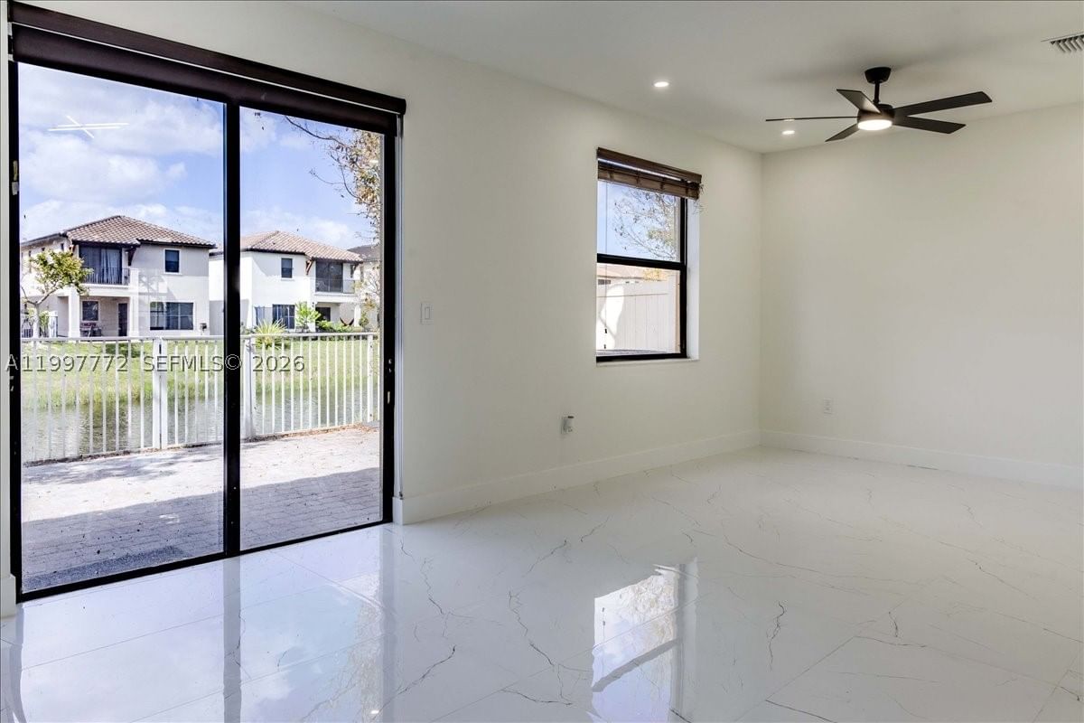 Real estate property located at 3335 94th Ter, Miami-dade, Bonterra, Hialeah, FL
