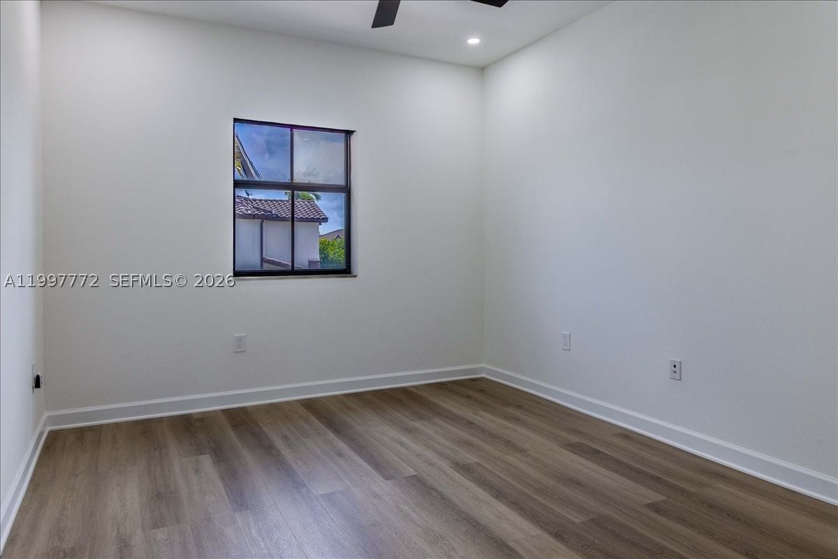 Real estate property located at 3335 94th Ter, Miami-dade, Bonterra, Hialeah, FL