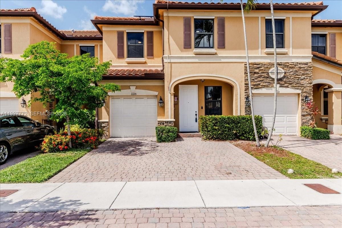 Real estate property located at 3335 94th Ter, Miami-dade, Bonterra, Hialeah, FL