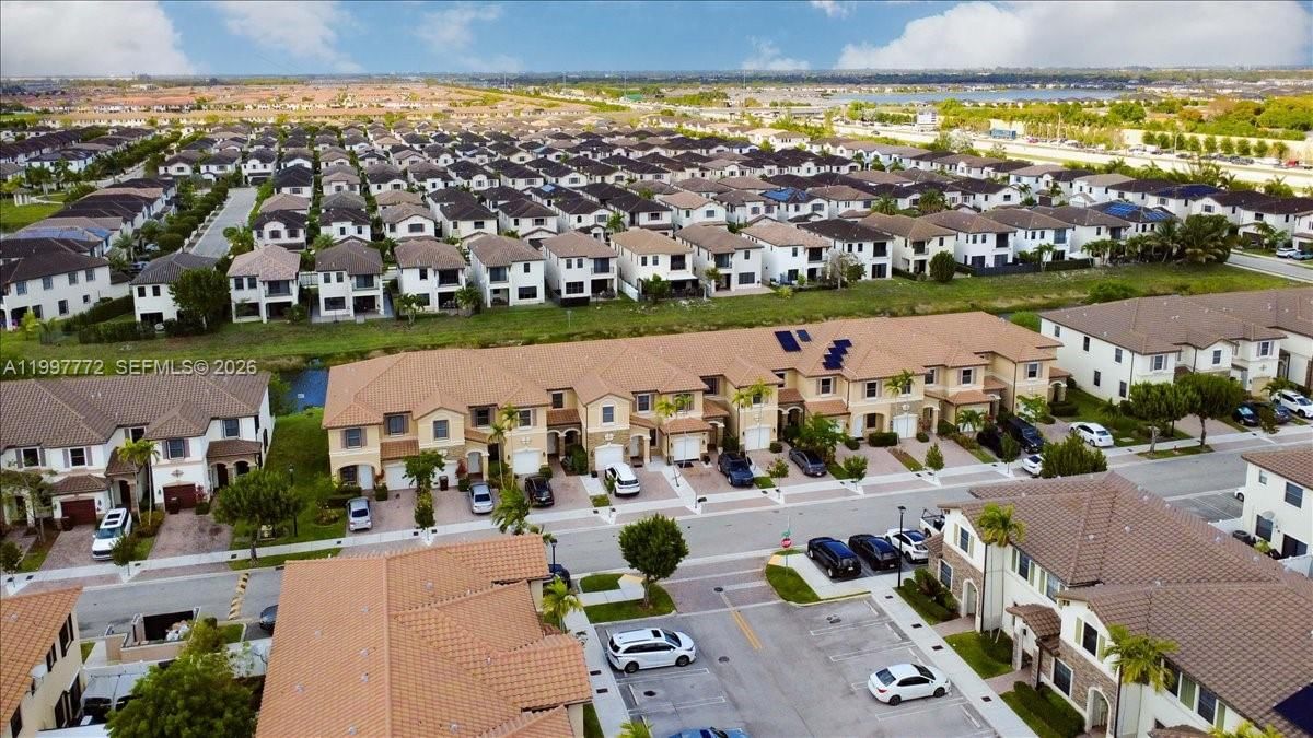 Real estate property located at 3335 94th Ter, Miami-dade, Bonterra, Hialeah, FL