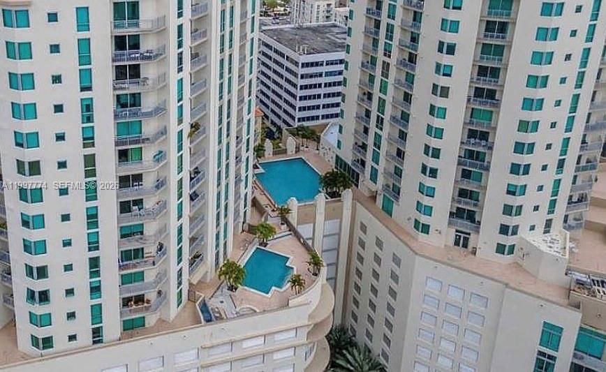Real estate property located at 9066 73rd Ct #806, Miami-dade, Metropolis Ii At Dadeland, Miami, FL