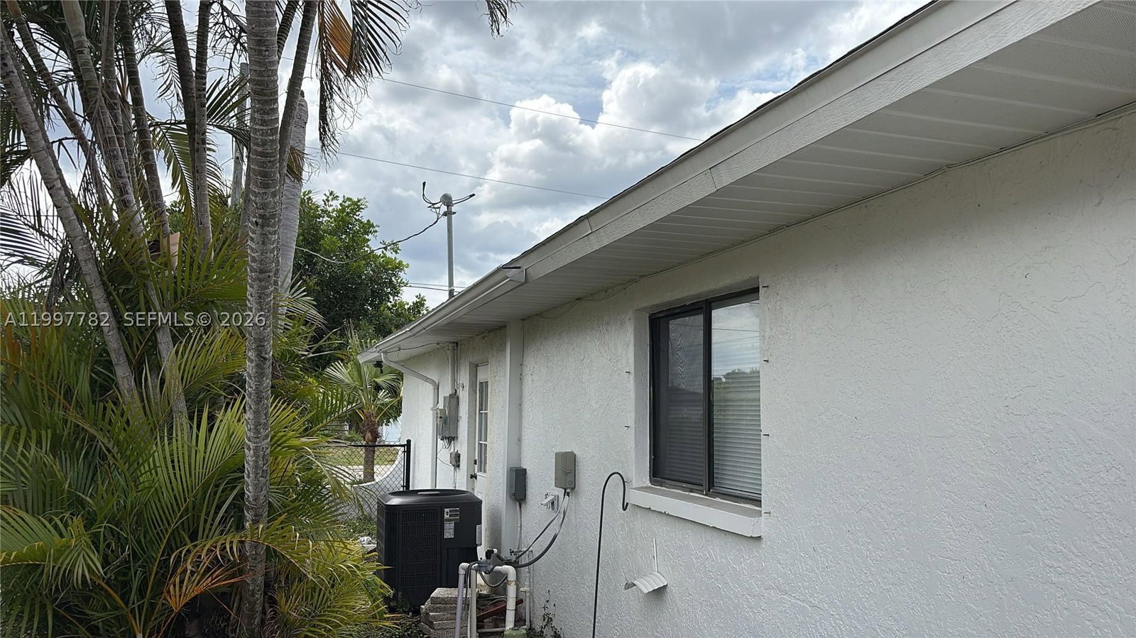 Real estate property located at 251 22 Place, Lee, Cape Coral, Cape Coral, FL