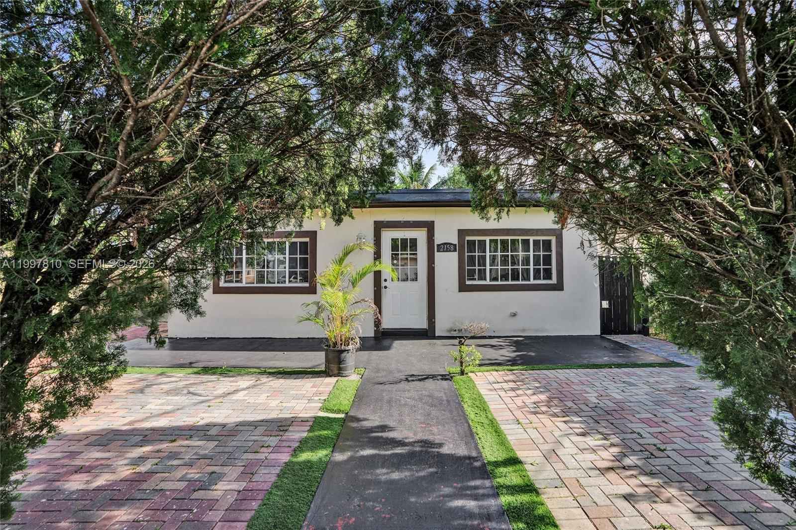 Real estate property located at 2158 100th St, Miami-dade, Woodland Addn, Miami, FL