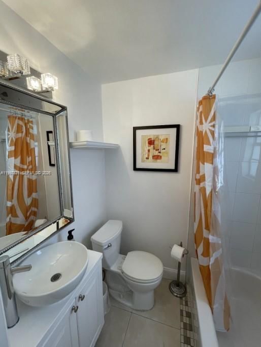 Real estate property located at 335 Ocean Dr #214, Miami-dade, Ocean Walk On South Beach, Miami Beach, FL