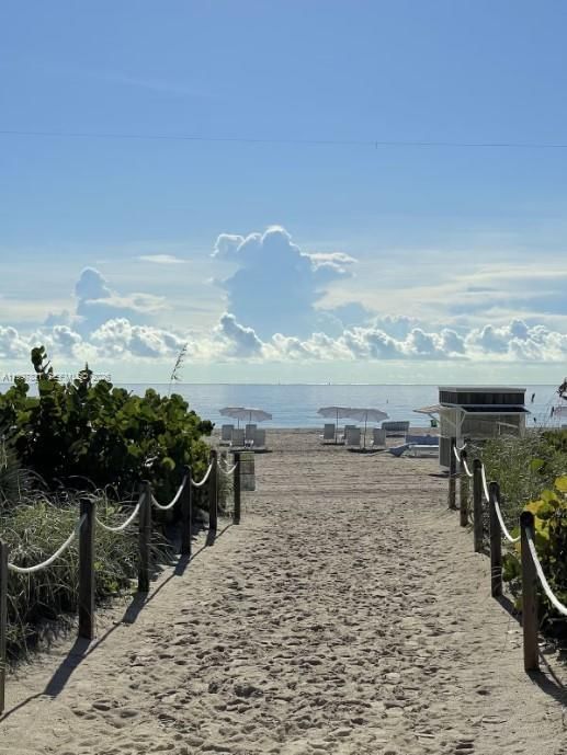 Real estate property located at 335 Ocean Dr #214, Miami-dade, Ocean Walk On South Beach, Miami Beach, FL