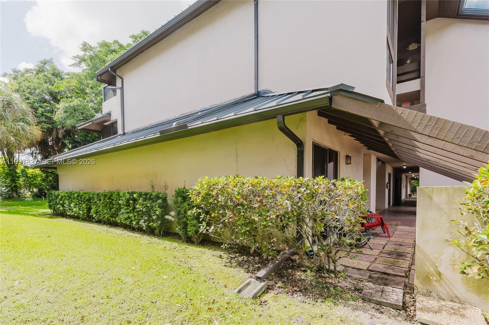 Real estate property located at 101 96th Ter #101, Broward, Fountains Of Jacaranda Co, Plantation, FL