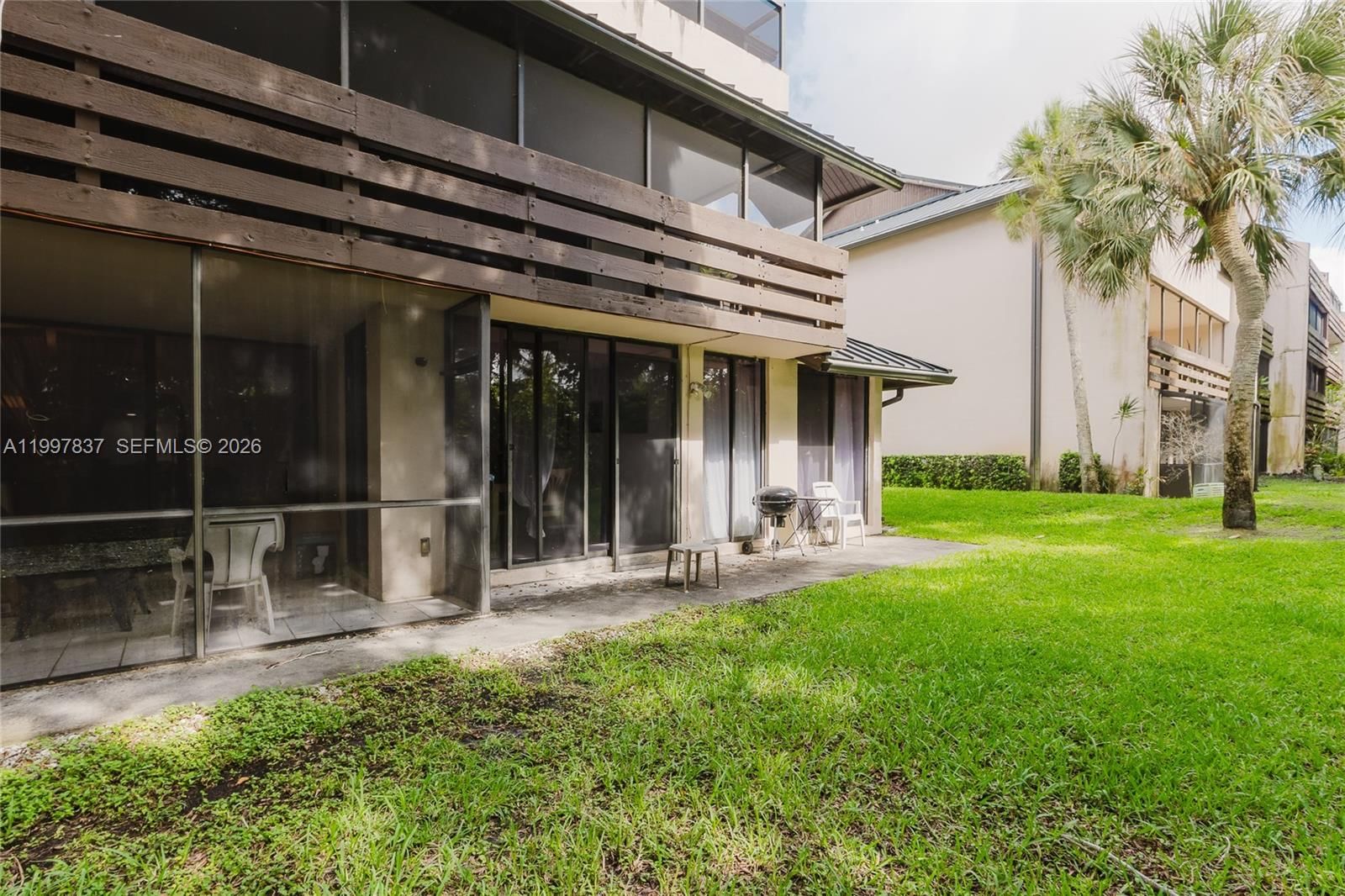 Real estate property located at 101 96th Ter #101, Broward, Fountains Of Jacaranda Co, Plantation, FL