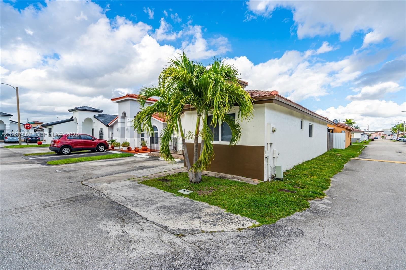 Real estate property located at 7001 35th Ave #169, Miami-dade, Los Palacios Ii Condo, Hialeah, FL