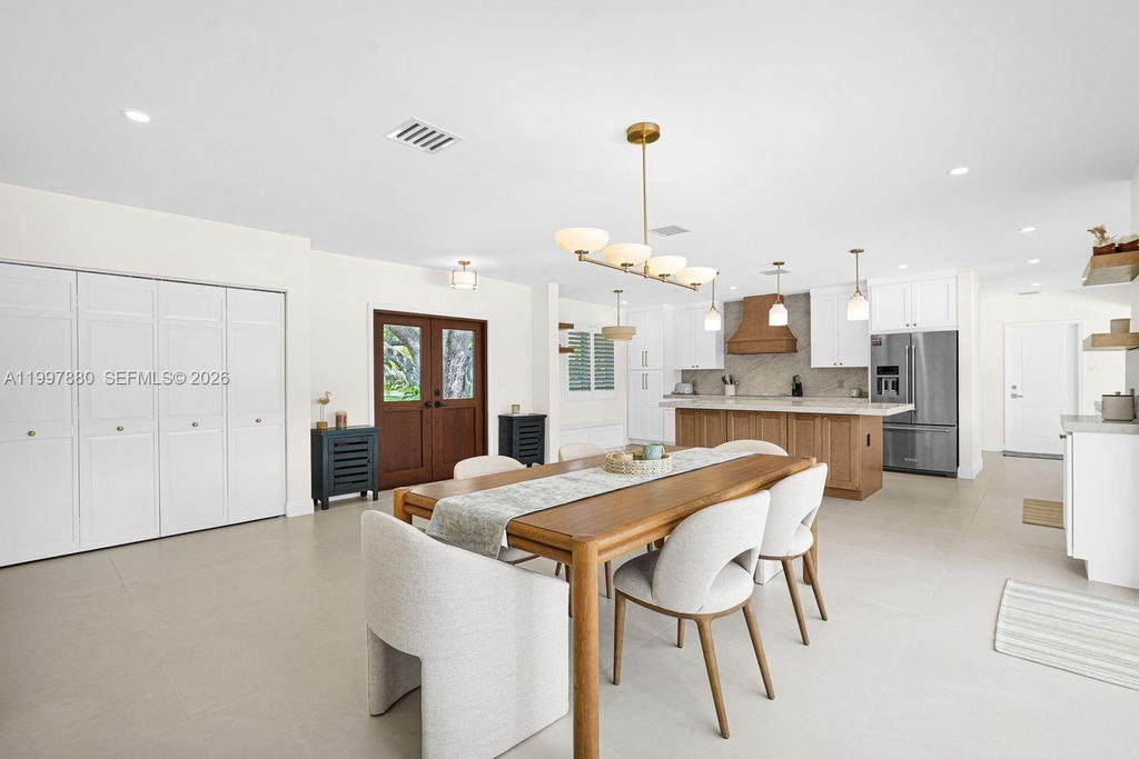 Real estate property located at 8300 158th St, Miami-dade, Southwood, Palmetto Bay, FL