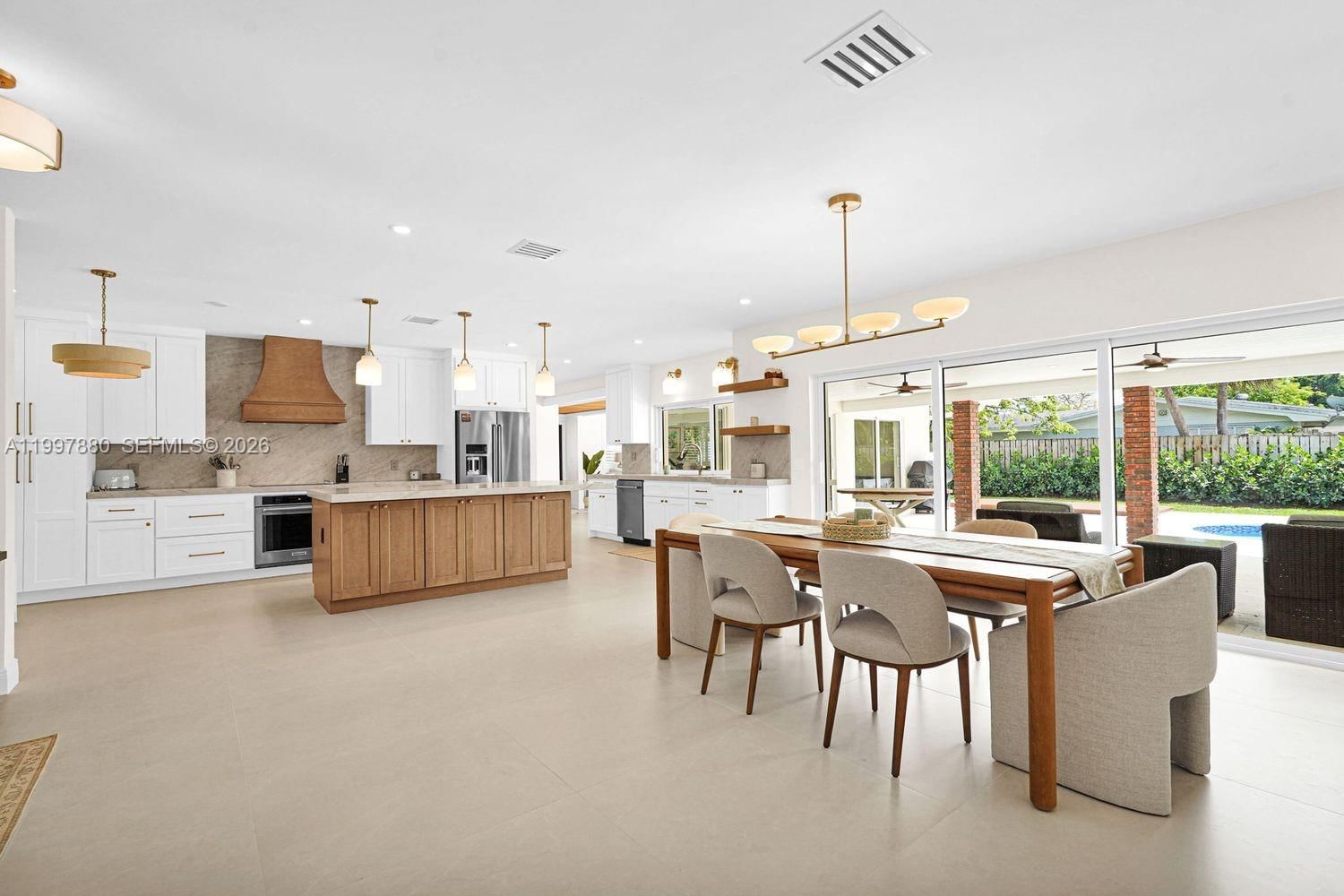 Real estate property located at 8300 158th St, Miami-dade, Southwood, Palmetto Bay, FL