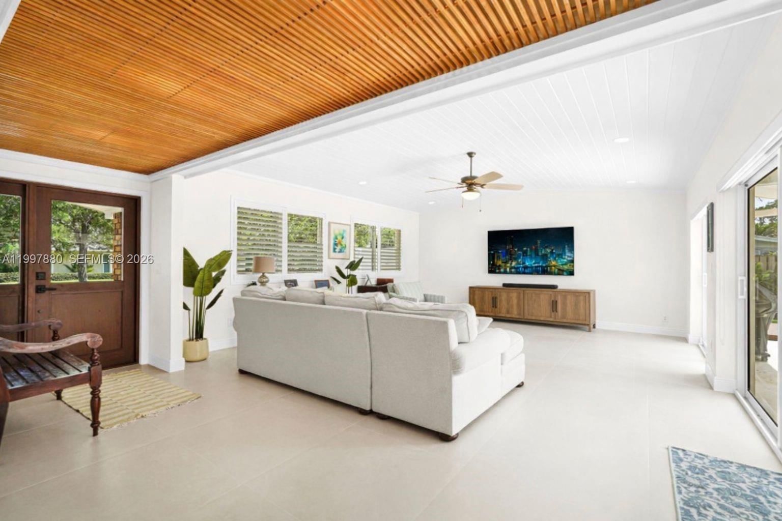 Real estate property located at 8300 158th St, Miami-dade, Southwood, Palmetto Bay, FL