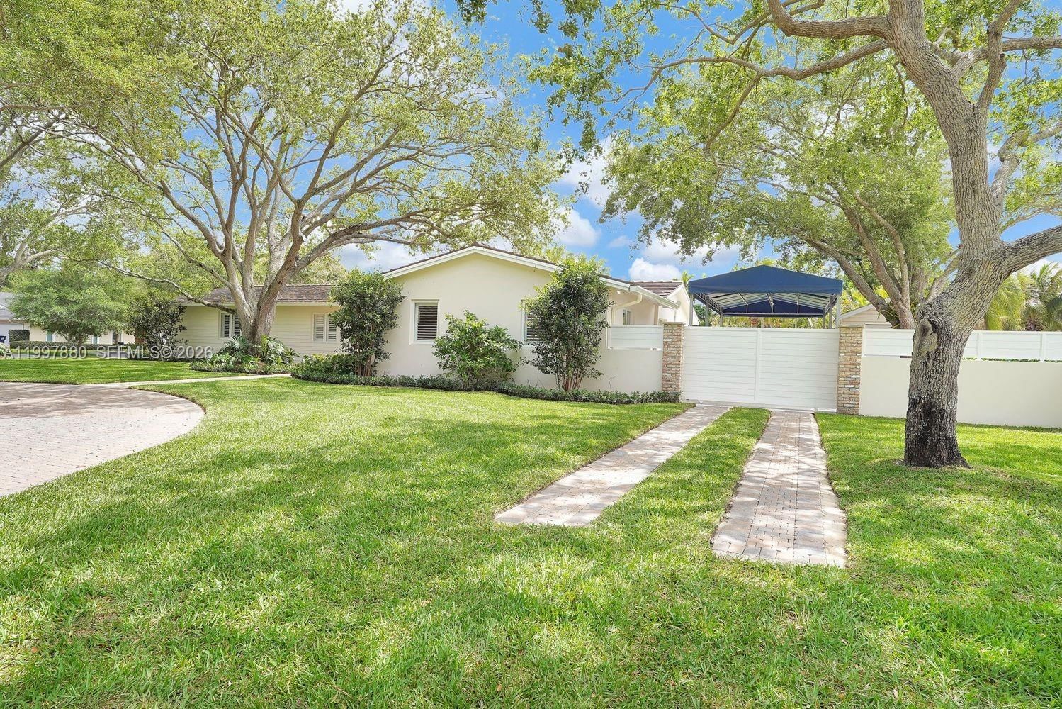 Real estate property located at 8300 158th St, Miami-dade, Southwood, Palmetto Bay, FL