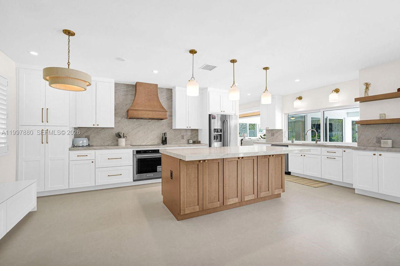 Real estate property located at 8300 158th St, Miami-dade, Southwood, Palmetto Bay, FL