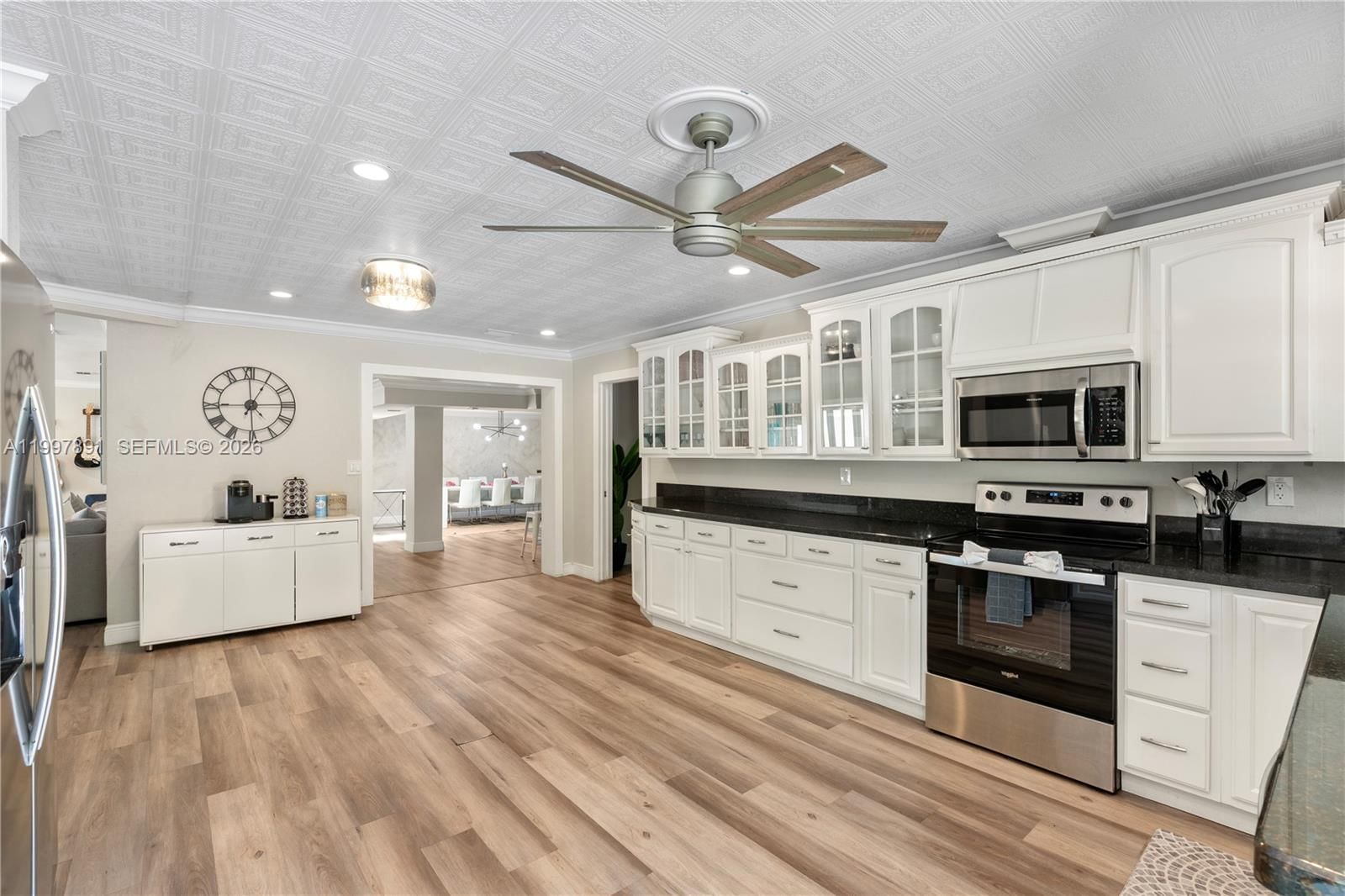 Real estate property located at 1652 39th St, Broward, Oakland Park 2nd Add-resu, Oakland Park, FL