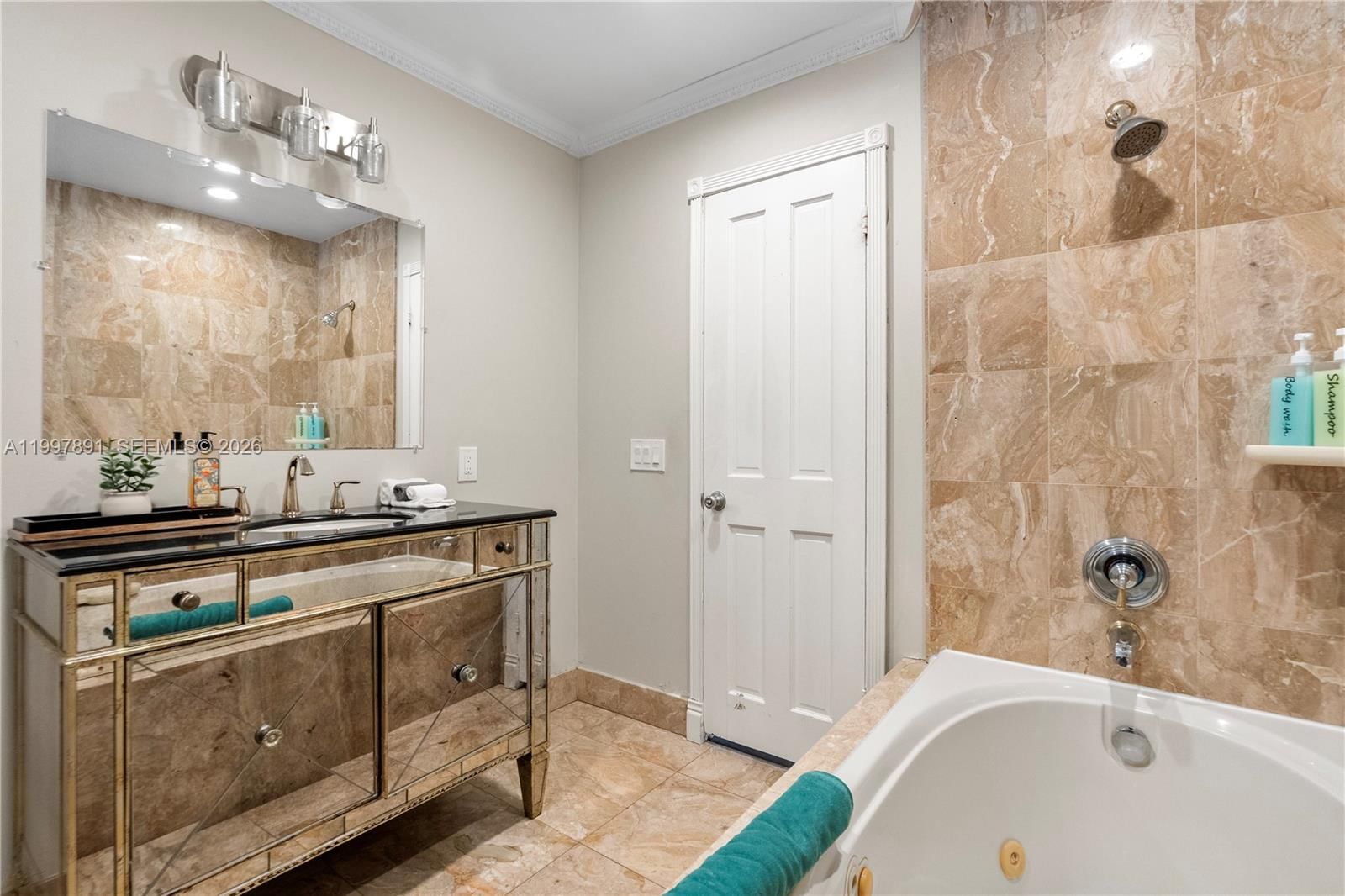 Real estate property located at 1652 39th St, Broward, Oakland Park 2nd Add-resu, Oakland Park, FL