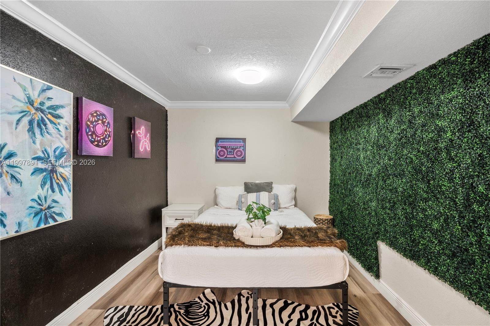 Real estate property located at 1652 39th St, Broward, Oakland Park 2nd Add-resu, Oakland Park, FL