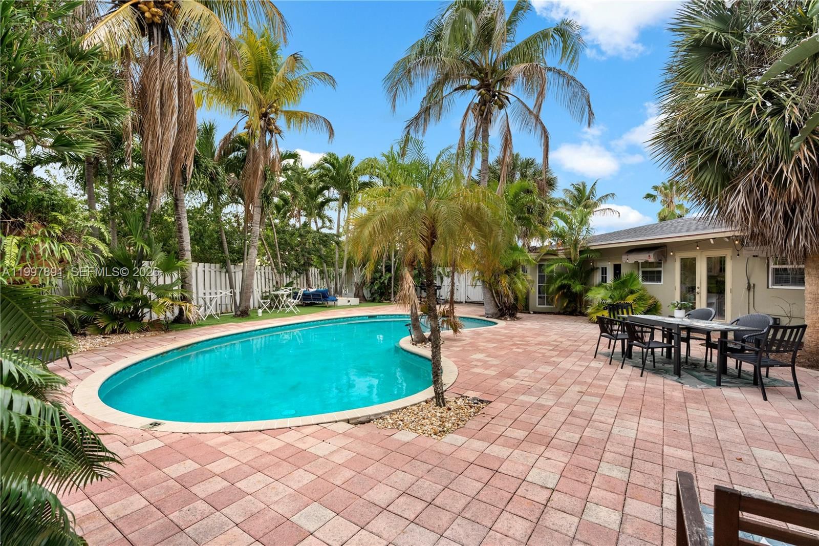 Real estate property located at 1652 39th St, Broward, Oakland Park 2nd Add-resu, Oakland Park, FL