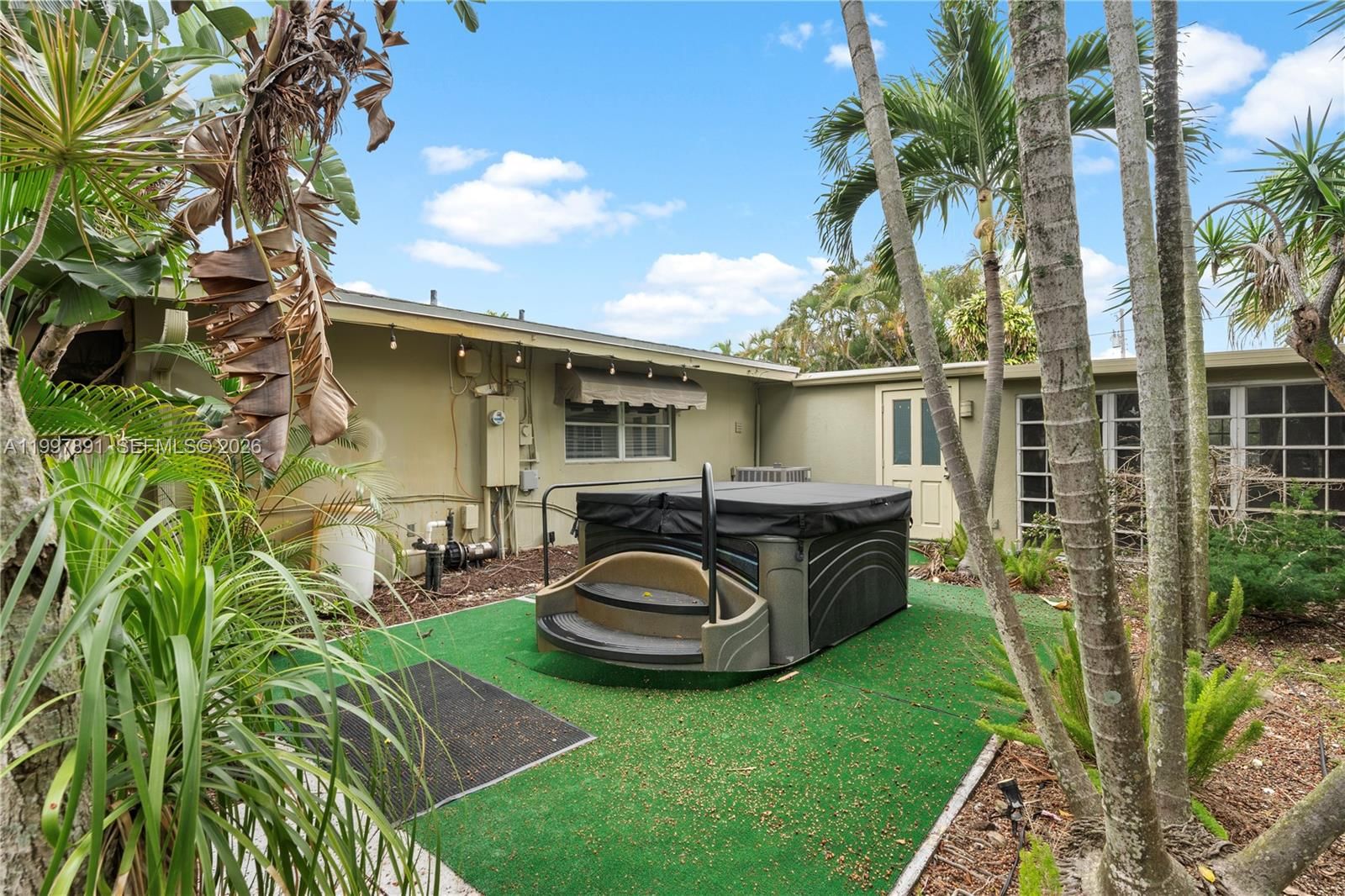 Real estate property located at 1652 39th St, Broward, Oakland Park 2nd Add-resu, Oakland Park, FL