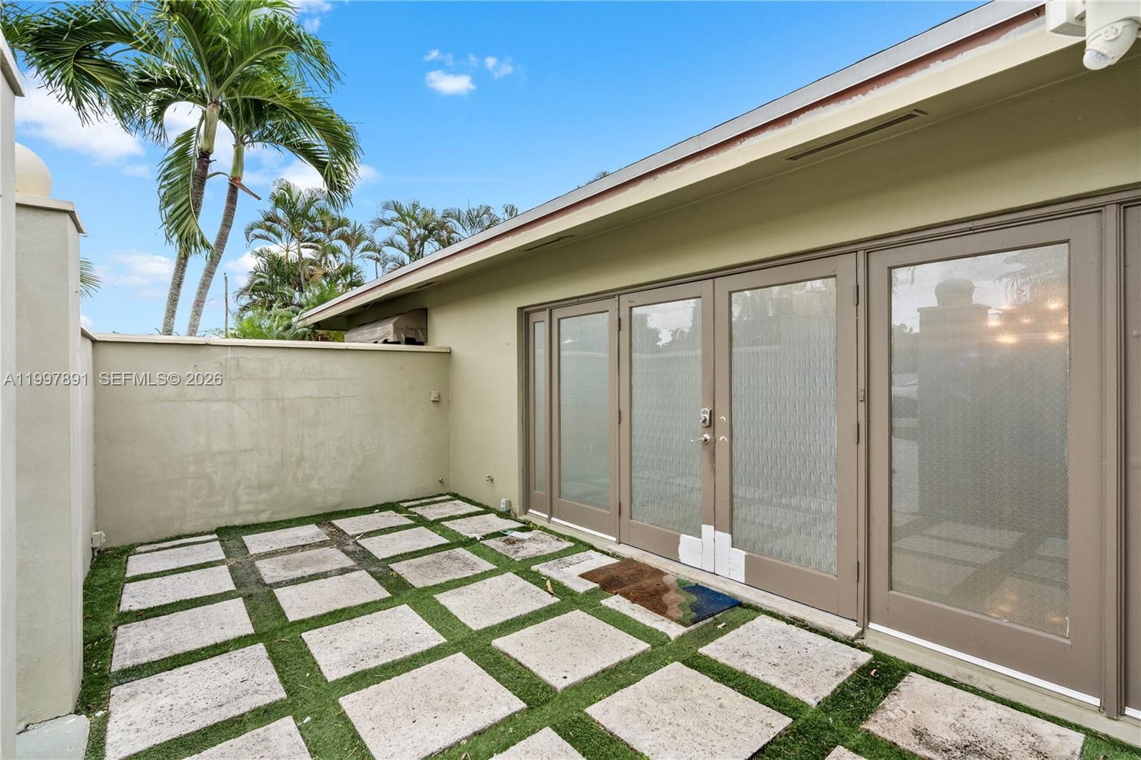 Real estate property located at 1652 39th St, Broward, Oakland Park 2nd Add-resu, Oakland Park, FL