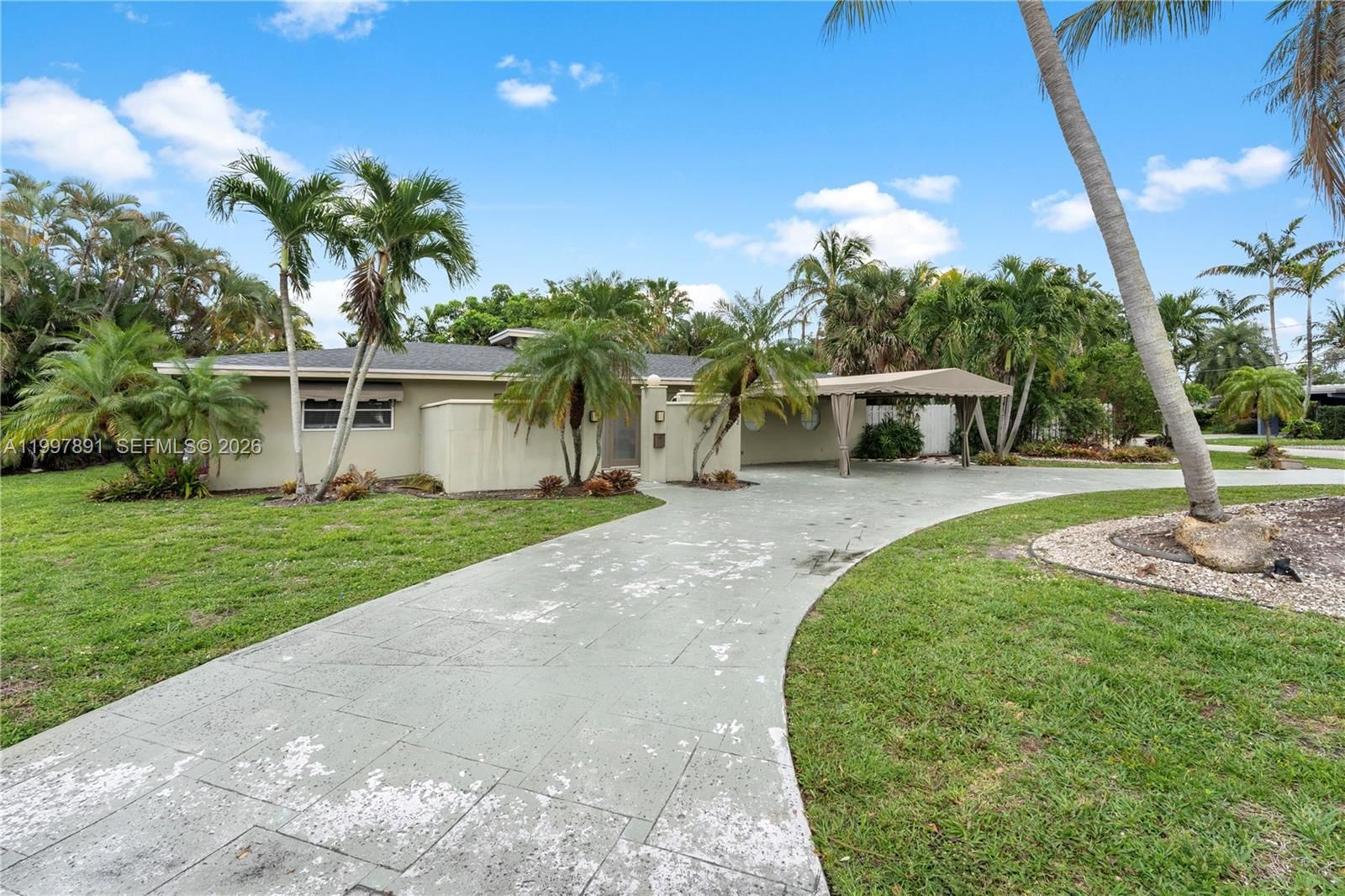 Real estate property located at 1652 39th St, Broward, Oakland Park 2nd Add-resu, Oakland Park, FL