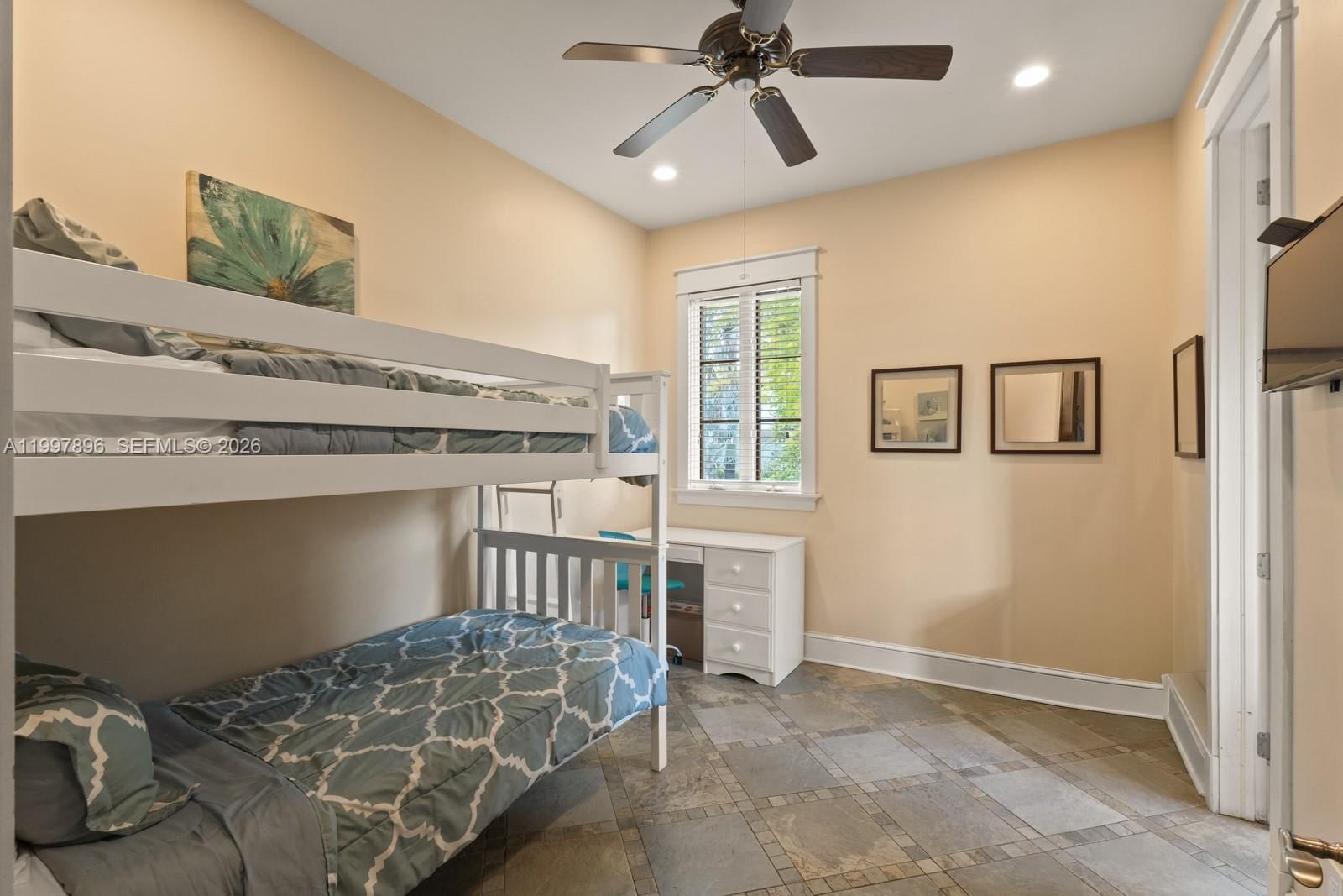 Real estate property located at 685 Harbor Ln, Miami-dade, Biscayne Key Estates, Key Biscayne, FL