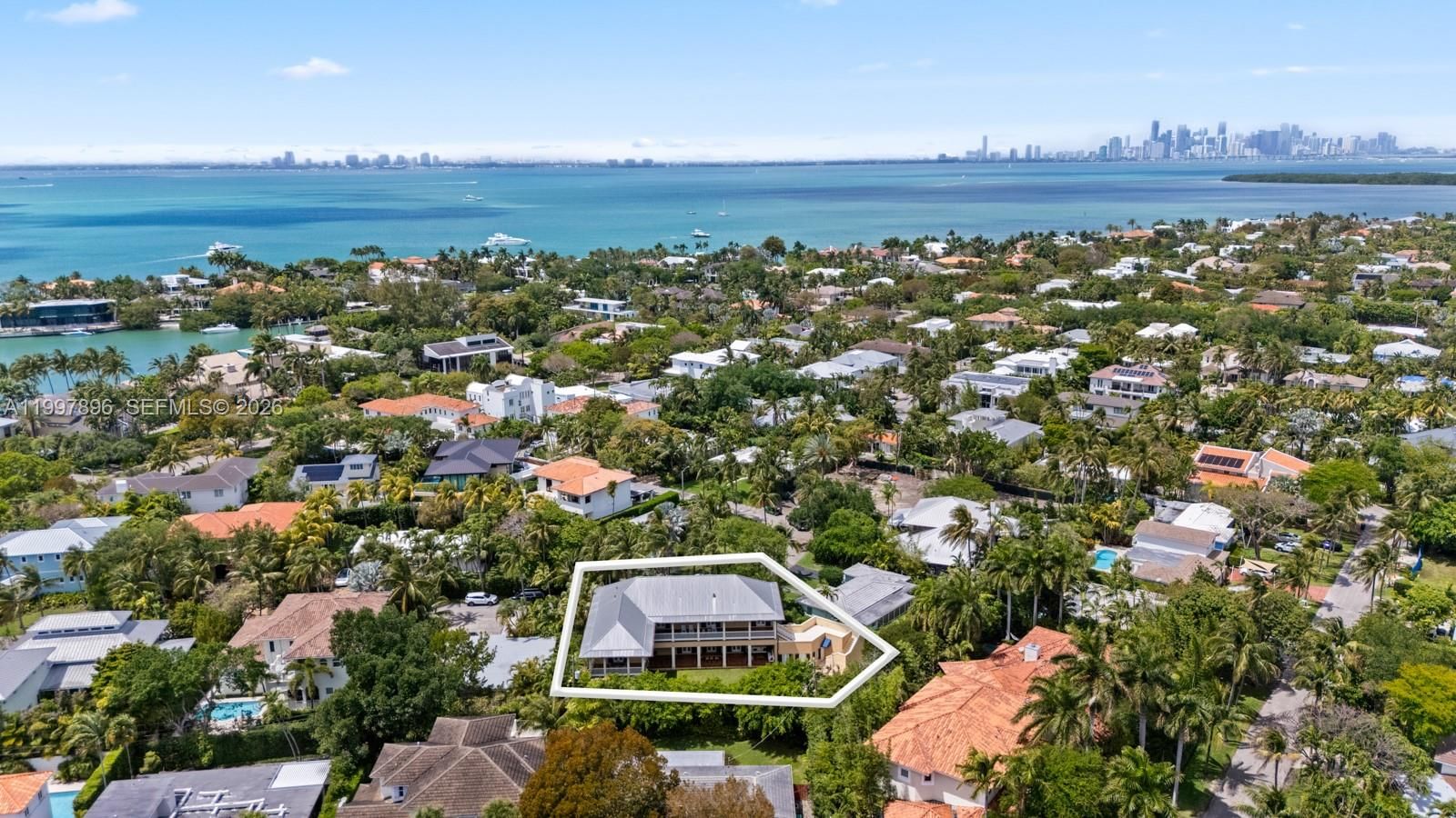Real estate property located at 685 Harbor Ln, Miami-dade, Biscayne Key Estates, Key Biscayne, FL
