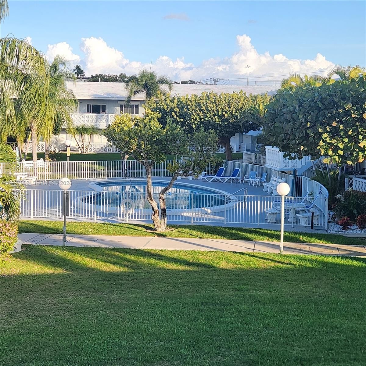 Real estate property located at 2170 51st Ct A25, Broward, Montclair Gardens Condo, Fort Lauderdale, FL
