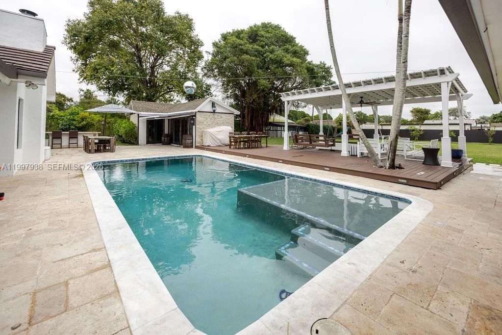 Real estate property located at 11301 95th St, Miami-dade, N.a, Miami, FL