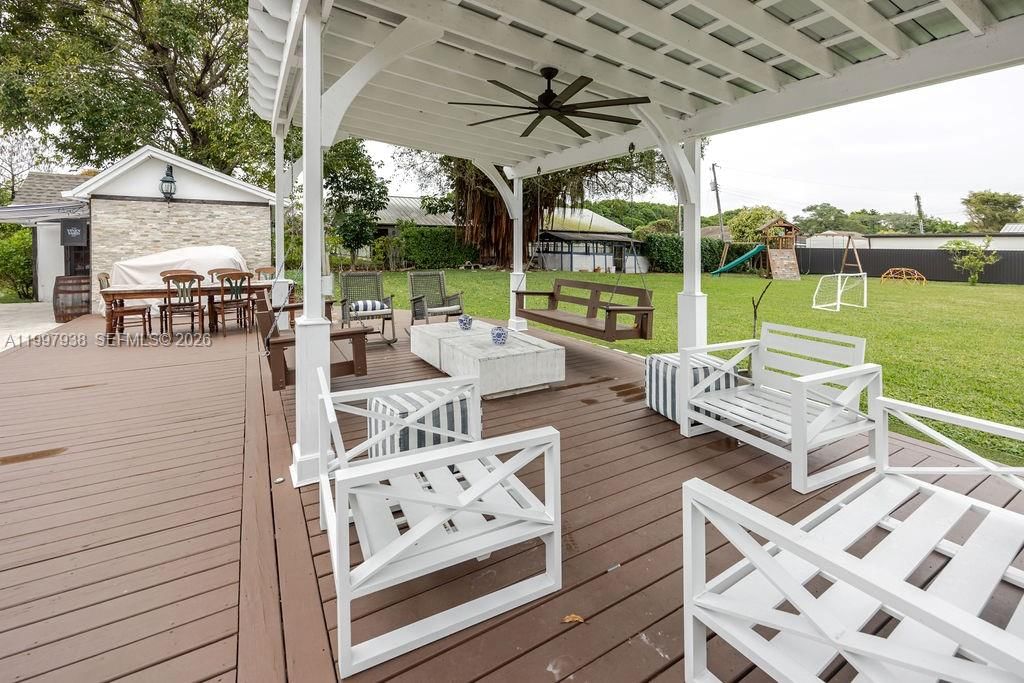 Real estate property located at 11301 95th St, Miami-dade, N.a, Miami, FL