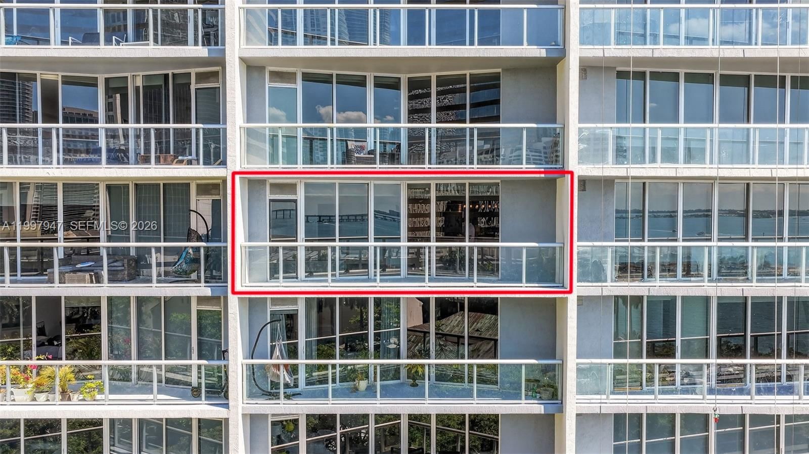 Real estate property located at 495 Brickell Ave #1007, Miami-dade, Icon Brickell No Two, Miami, FL