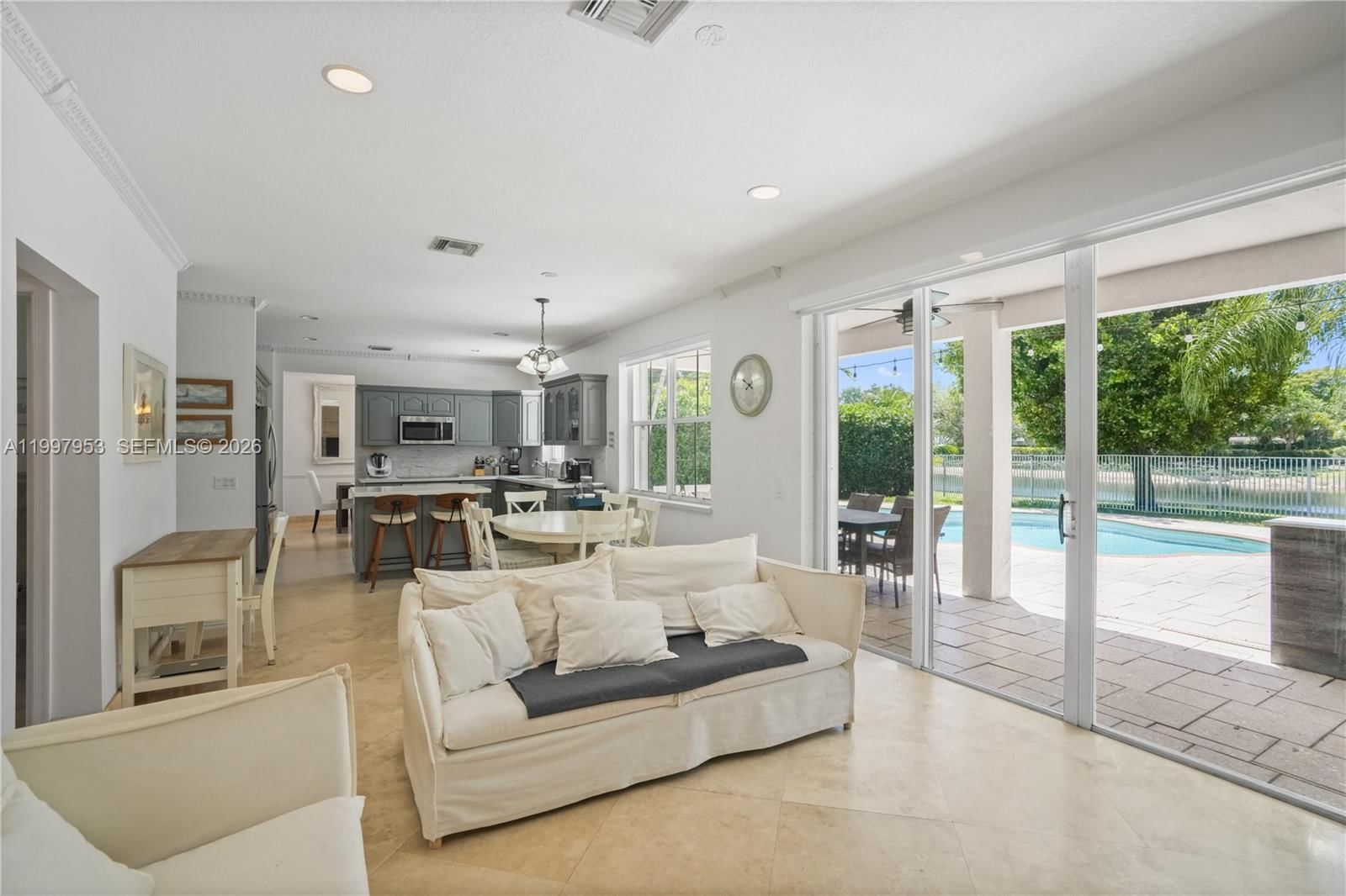 Real estate property located at 1317 Chenille Cir, Broward, Sector 2-parcels 9 & 10, Weston, FL