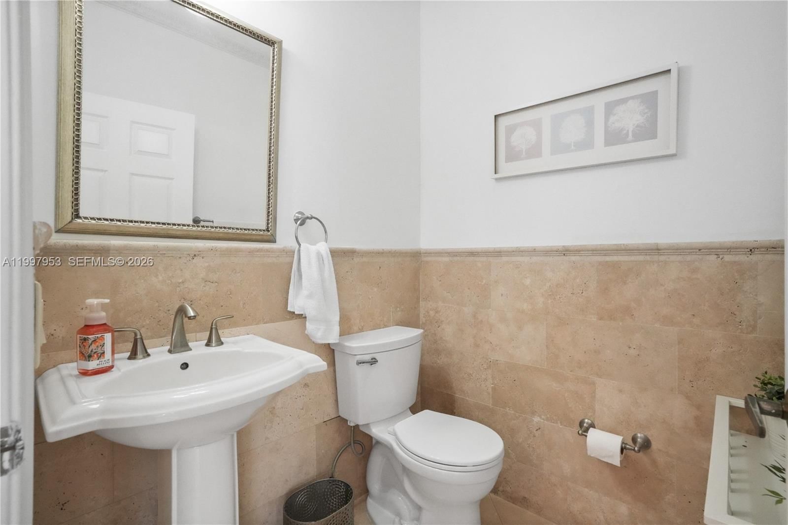 Real estate property located at 1317 Chenille Cir, Broward, Sector 2-parcels 9 & 10, Weston, FL