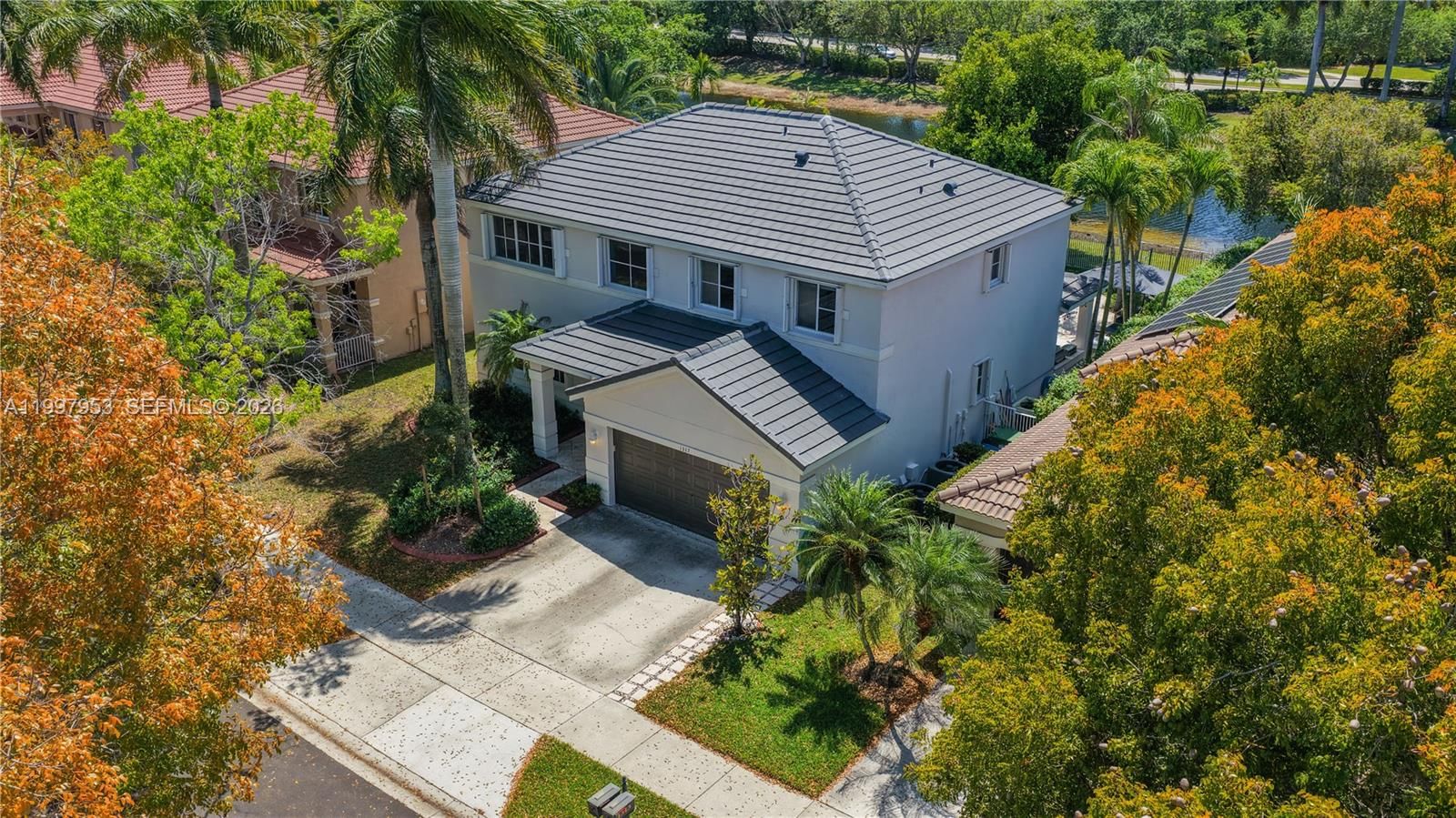 Real estate property located at 1317 Chenille Cir, Broward, Sector 2-parcels 9 & 10, Weston, FL