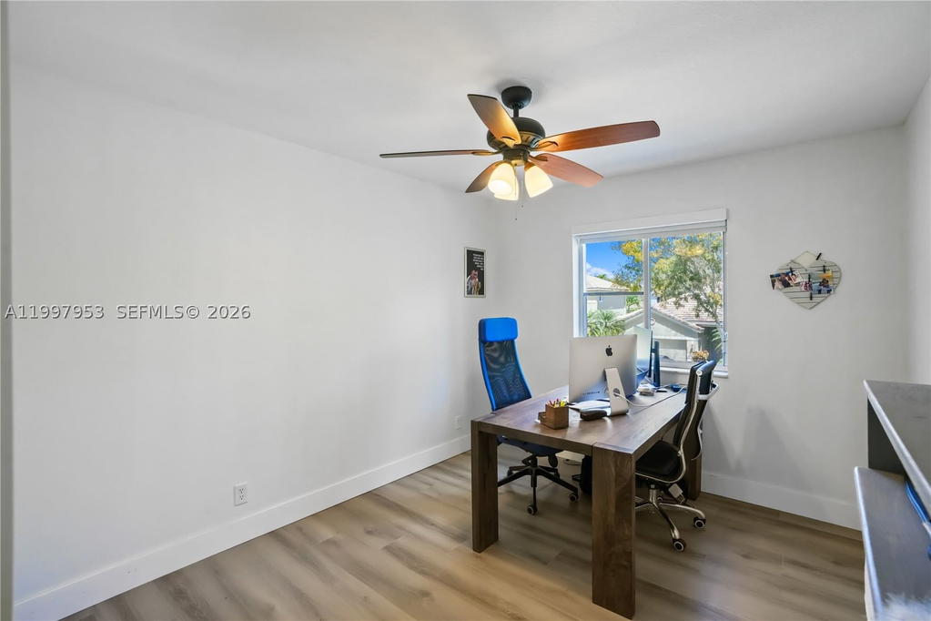 Real estate property located at 1317 Chenille Cir, Broward, Sector 2-parcels 9 & 10, Weston, FL