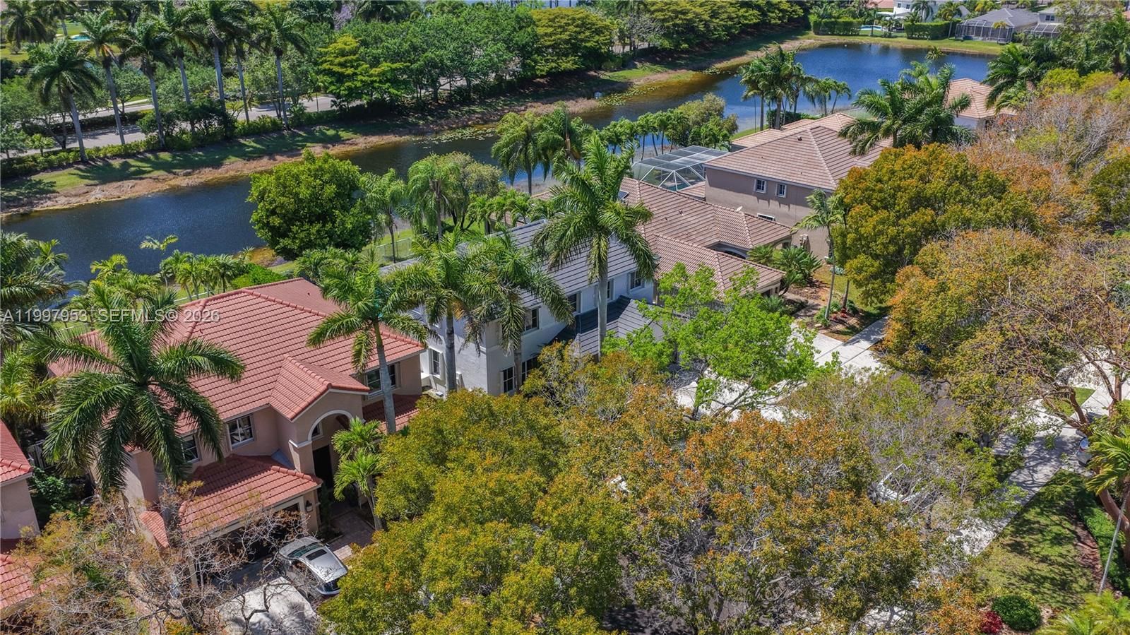 Real estate property located at 1317 Chenille Cir, Broward, Sector 2-parcels 9 & 10, Weston, FL