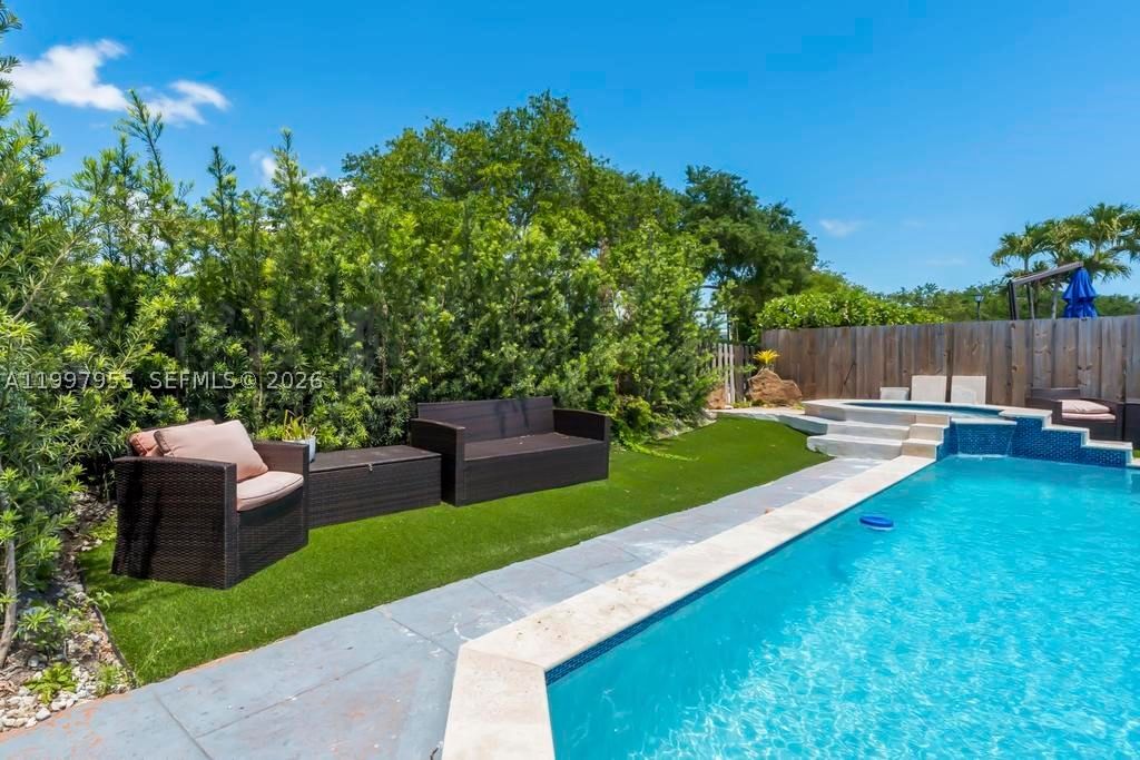 Real estate property located at 8611 82nd Ter, Miami-dade, Dadeland Park Sub, Miami, FL