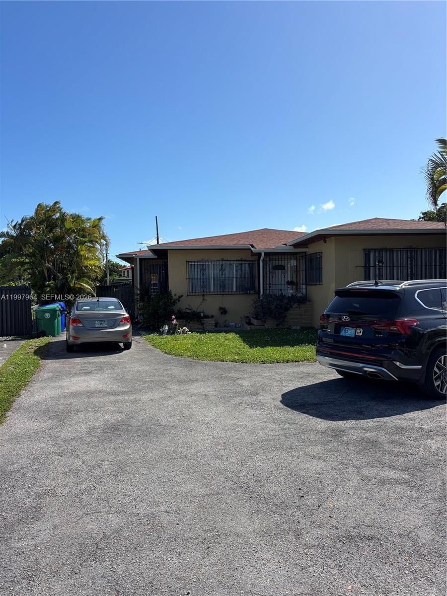 Real estate property located at 3180 26th St, Miami-dade, The Pines, Miami, FL