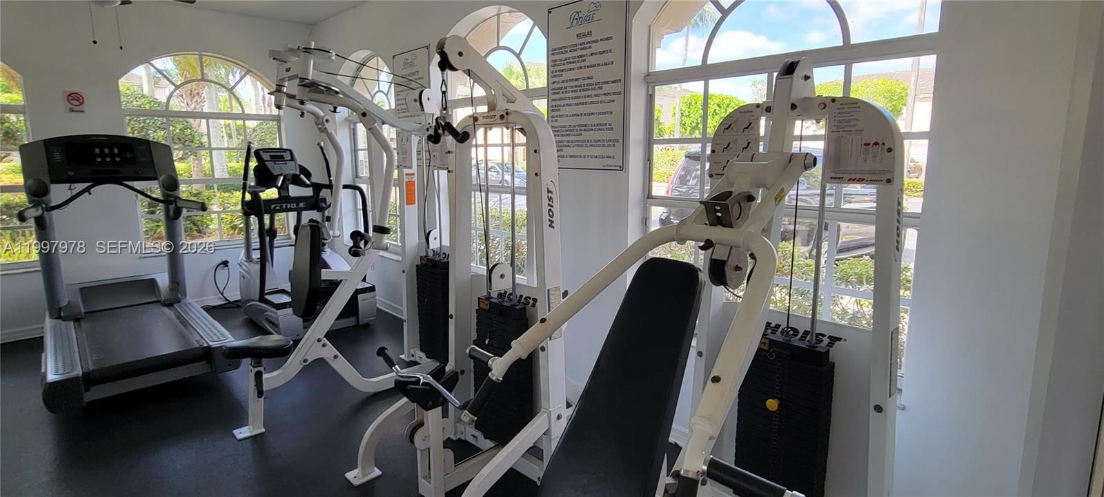 Real estate property located at 5640 115th Ct #211, Miami-dade, Las Brisas At Doral Condo, Doral, FL