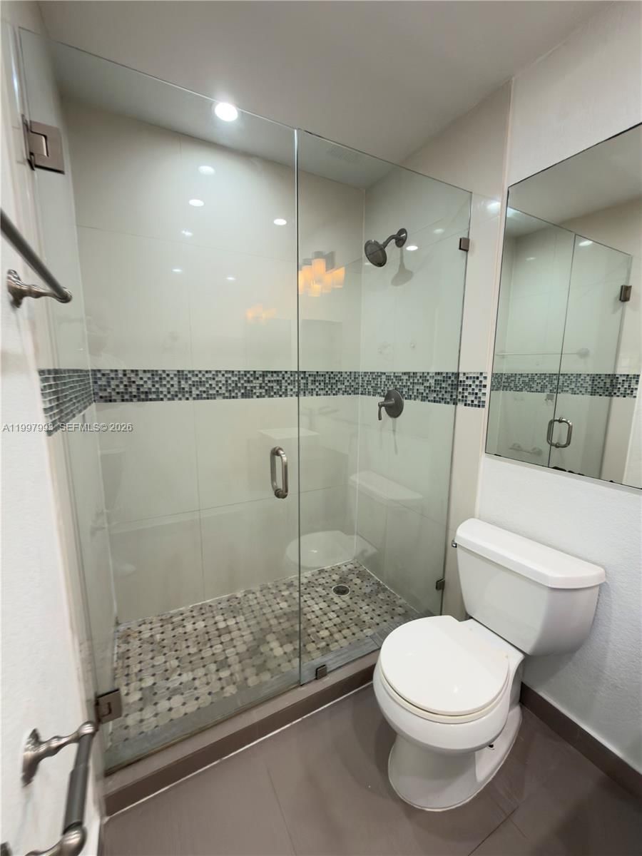 Real estate property located at 907 199th St #204, Miami-dade, Carmel At Calif Club Cond, Miami, FL