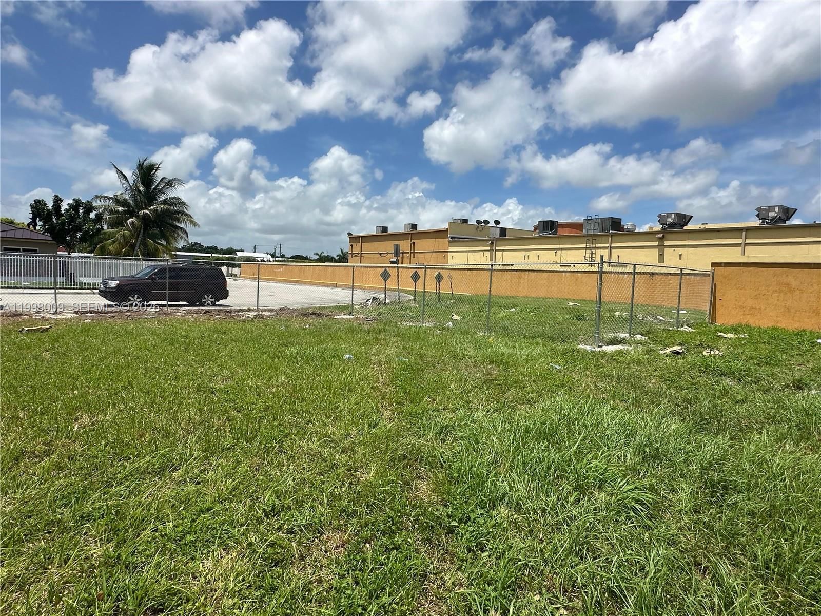 Real estate property located at 11888 220th St, Miami-dade, Richards Sub, Miami, FL