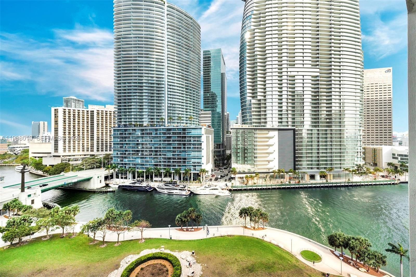 Real estate property located at 465 Brickell Ave #1406, Miami-dade, Iconbrickell Condo No 1, Miami, FL