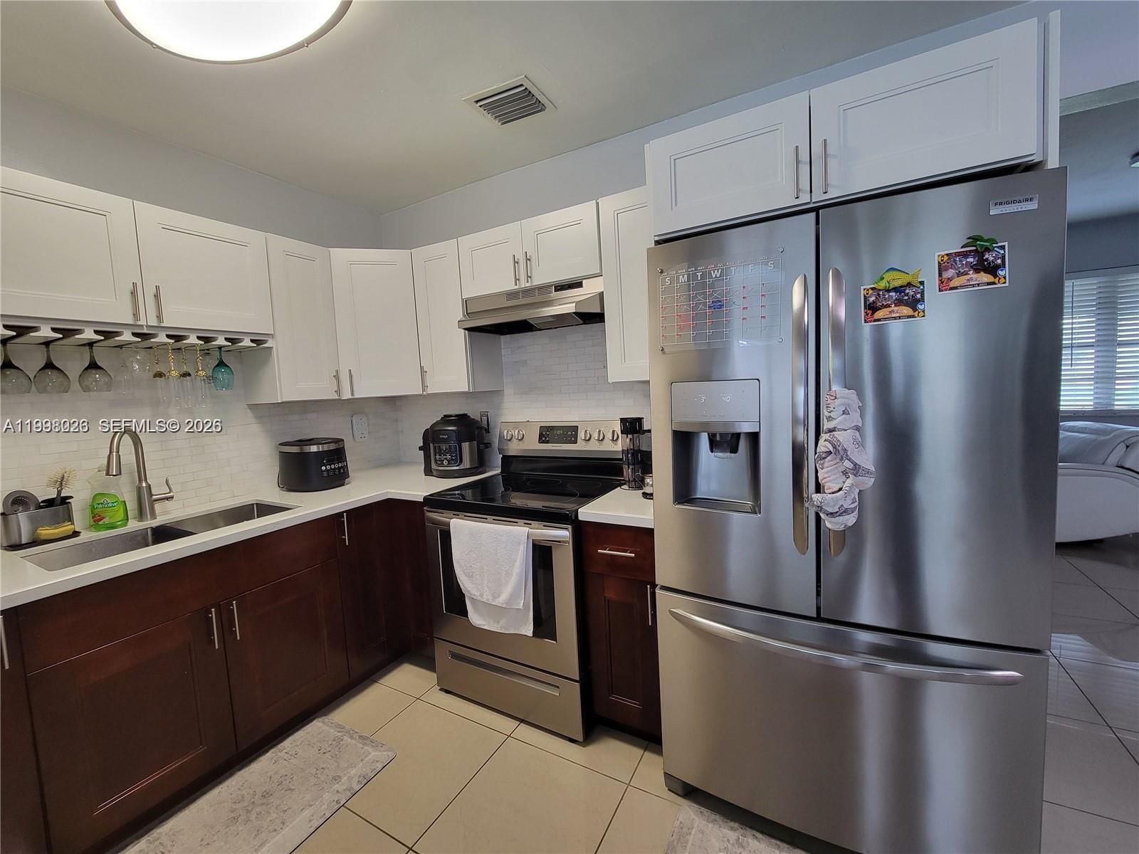 Real estate property located at 6930 12th St, Broward, Pembroke Pines No 3, Pembroke Pines, FL